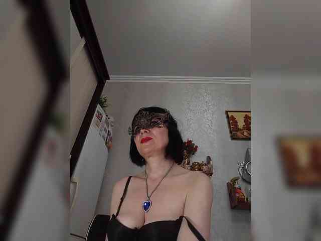 Lilya18 webcam