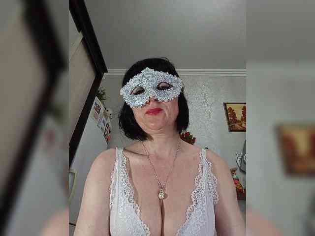 Lilya18 webcam