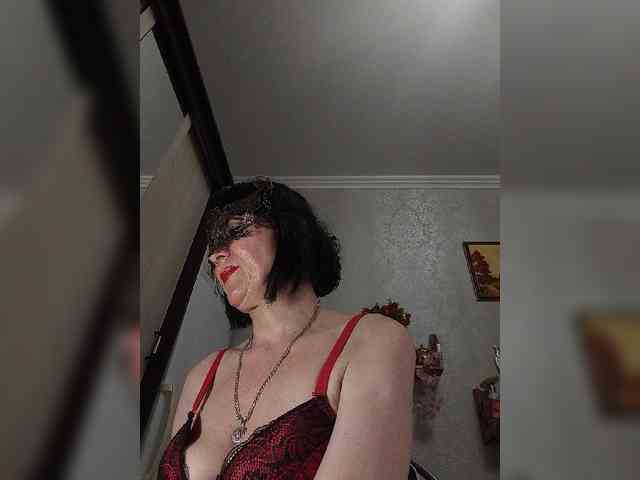 Lilya18 webcam