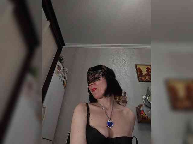 Lilya18 webcam