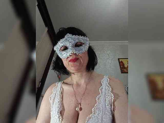 Lilya18 webcam