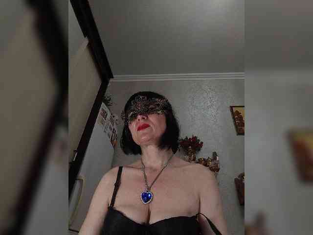 Lilya18 webcam