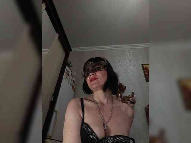 Lilya18 webcam