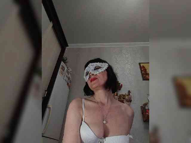 Lilya18 webcam