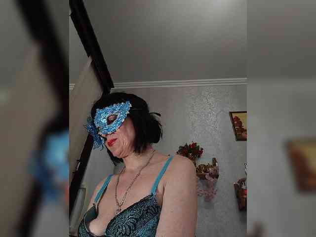 Lilya18 webcam