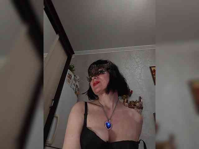 Lilya18 webcam