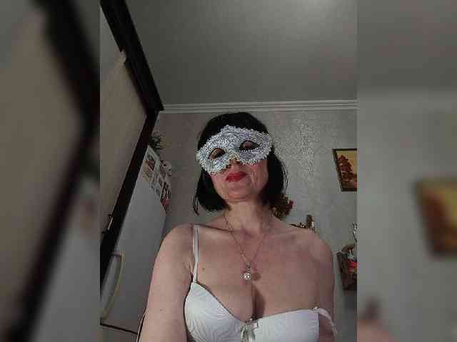 Lilya18 webcam