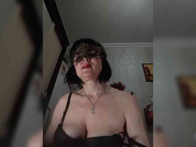 Lilya18 webcam