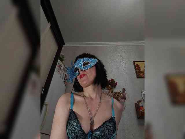 Lilya18 webcam