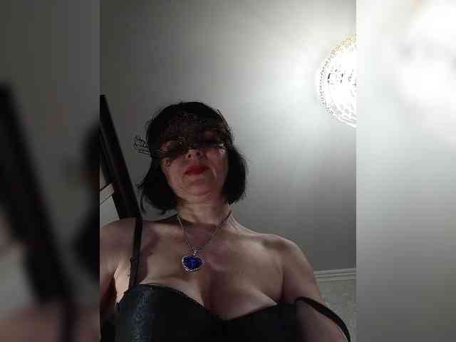 Lilya18 webcam