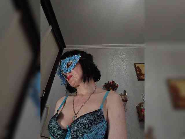 Lilya18 webcam