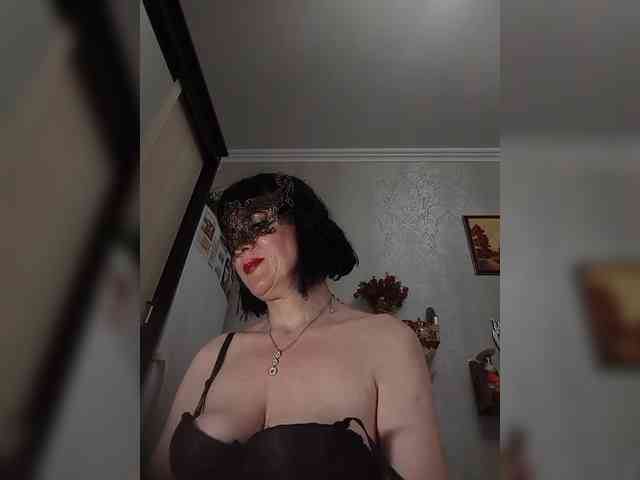 Lilya18 webcam