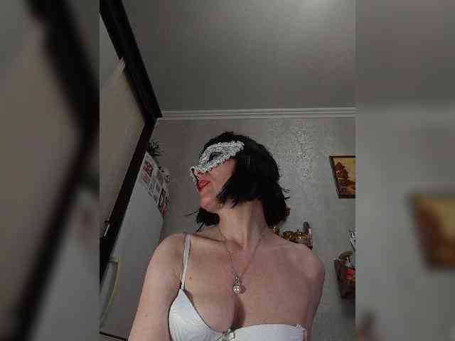 Lilya18 webcam