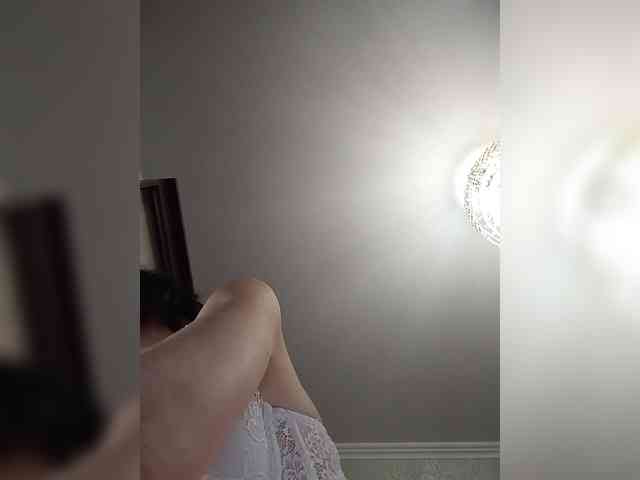 Lilya18 webcam