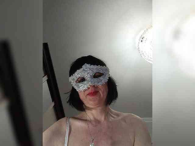 Lilya18 webcam