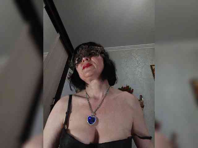 Lilya18 webcam