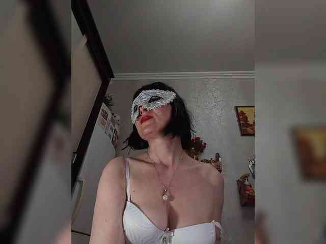 Lilya18 webcam