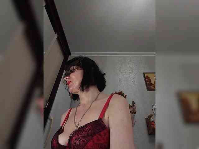 Lilya18 webcam