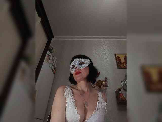 Lilya18 webcam
