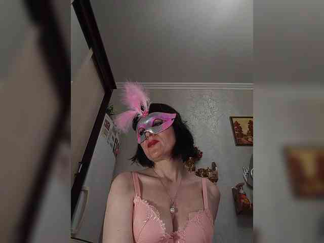 Lilya18 webcam