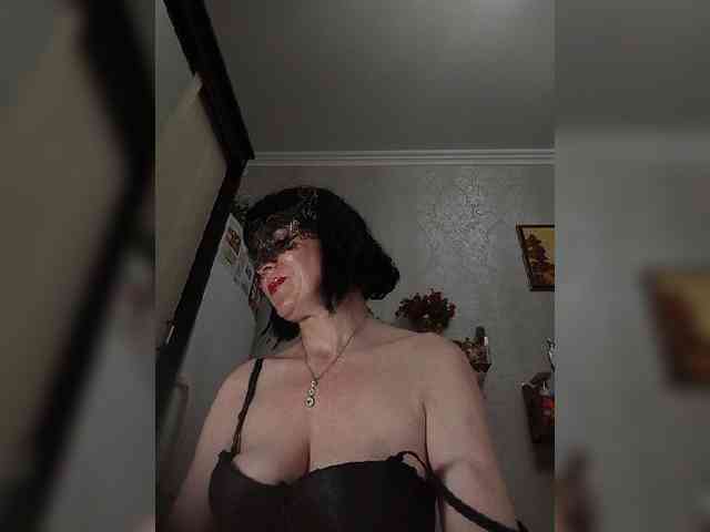 Lilya18 webcam