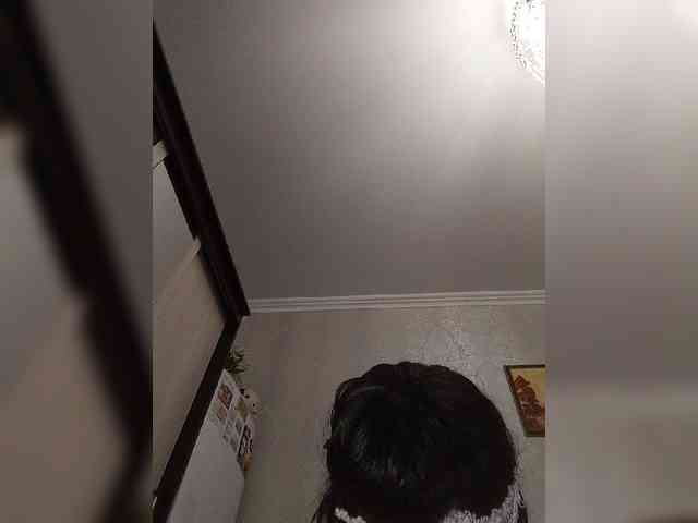 Lilya18 webcam