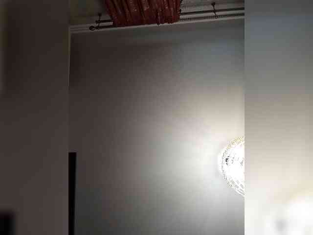 Lilya18 webcam