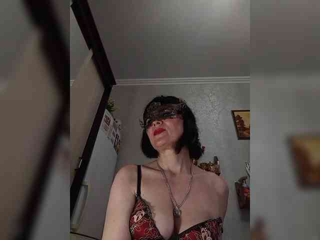 Lilya18 webcam