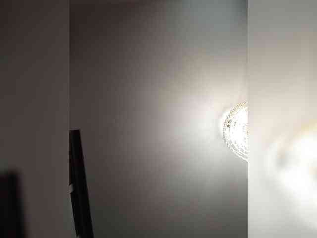 Lilya18 webcam