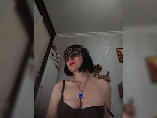Lilya18 webcam