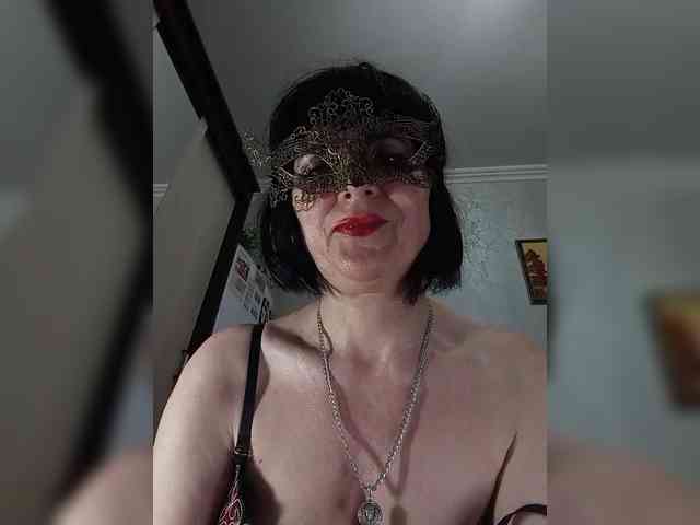 Lilya18 webcam