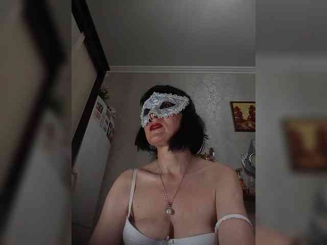 Lilya18 webcam