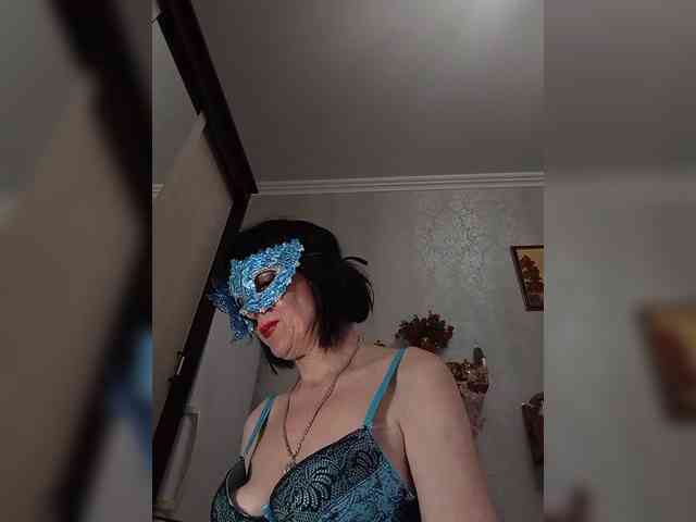 Lilya18 webcam