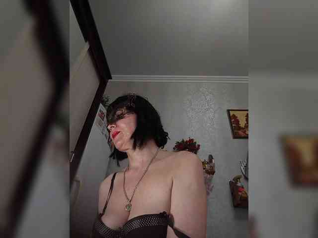 Lilya18 webcam