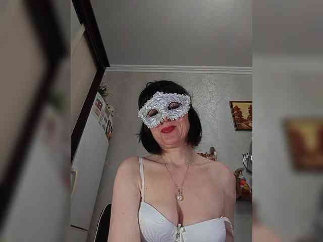 Lilya18 webcam