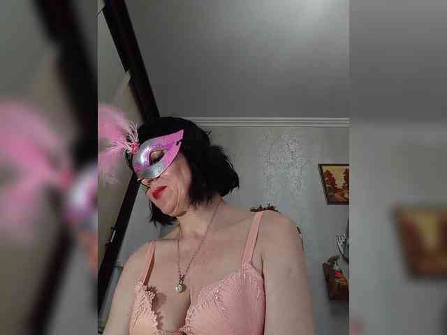 Lilya18 webcam