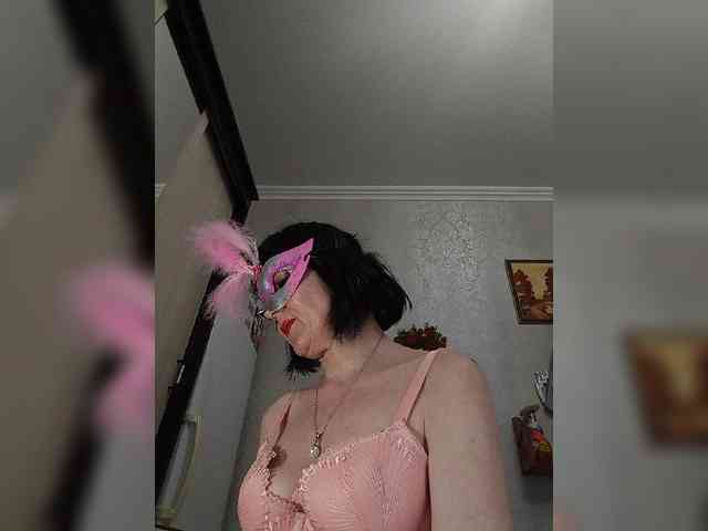Lilya18 webcam