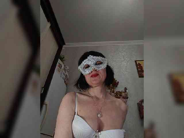 Lilya18 webcam