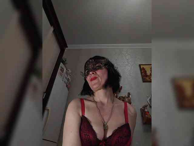Lilya18 webcam