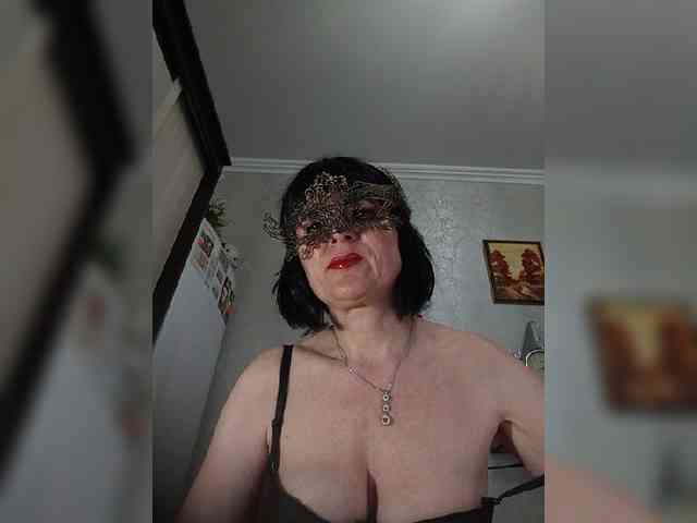 Lilya18 webcam