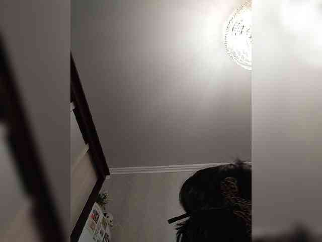 Lilya18 webcam