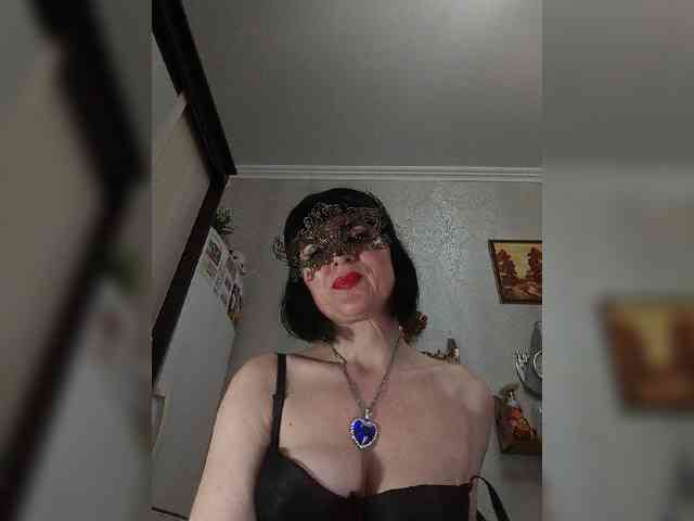 Lilya18 webcam