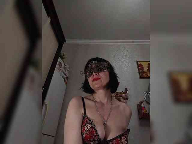 Lilya18 webcam