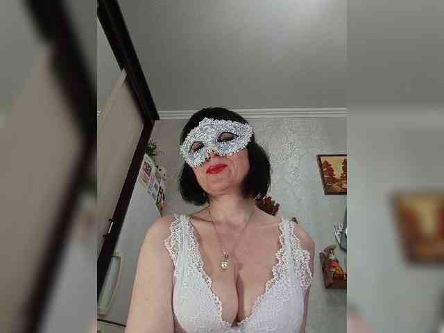 Lilya18 webcam