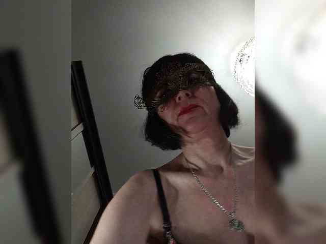 Lilya18 webcam