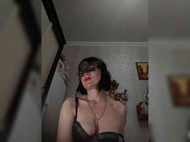 Lilya18 webcam
