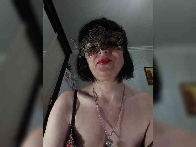 Lilya18 webcam