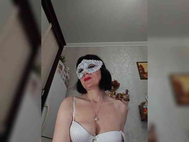 Lilya18 webcam