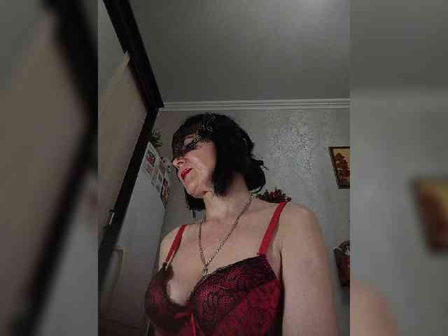 Lilya18 webcam
