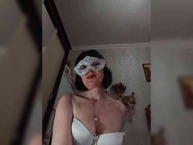Lilya18 webcam